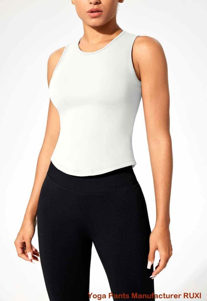 shorts ruith boireannaich le pòcaidean zip RUXI al2812